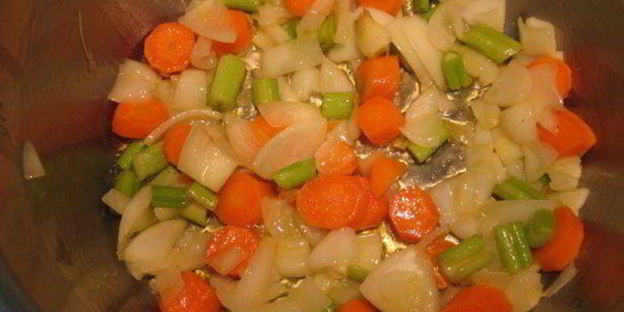 итальянский томатный соус с базиликом