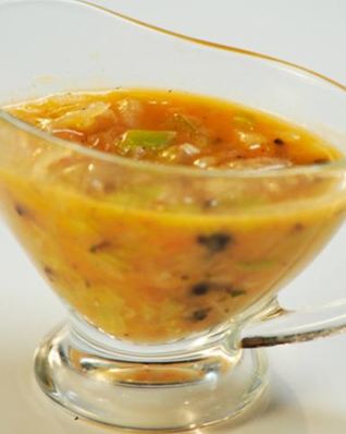 Луковый соус с можжевельником