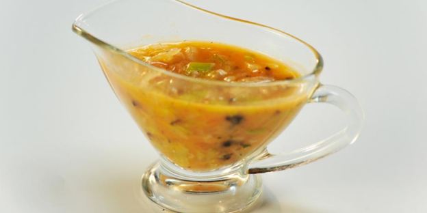 луковый соус с можжевельником