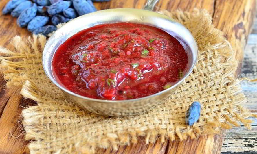 Рецепт соуса из гриль-перца с жимолостью