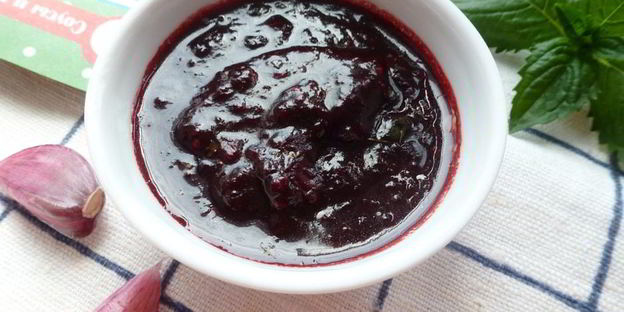 соус к мясу из жимолости