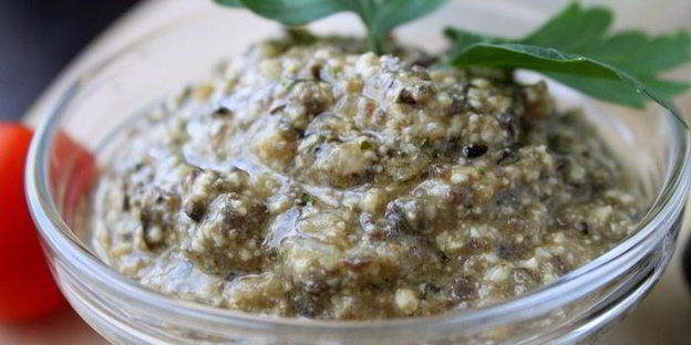 соус с брынзой и маслинами