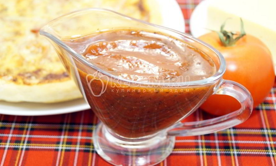 Рецепт томатного соуса для пиццы с базиликом
