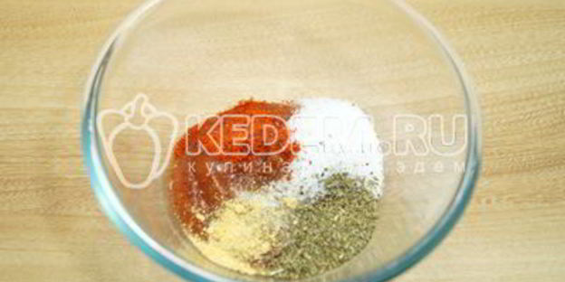 томатный соус для пиццы с базиликом