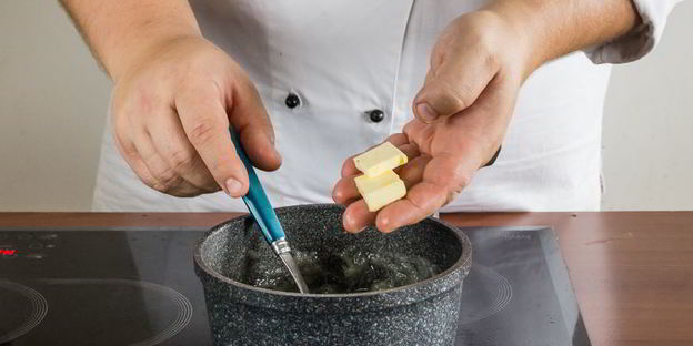 яблочный соус