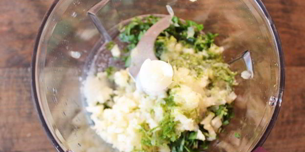 зеленый соус