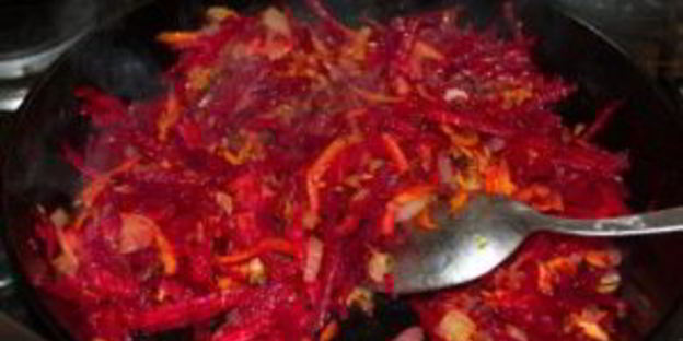 борщ на говяжьем бульоне