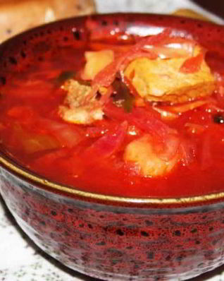 Борщ на свиной лопатке с квашеной капустой