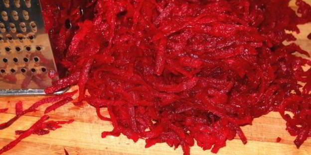 борщ постный с килькой и грушами