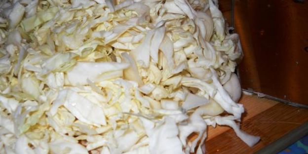 борщ постный с килькой и грушами