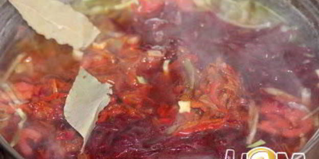 борщ с бычками по-одесски