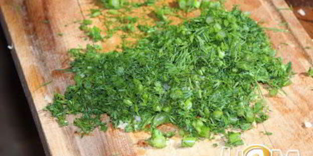 борщ с бычками по-одесски