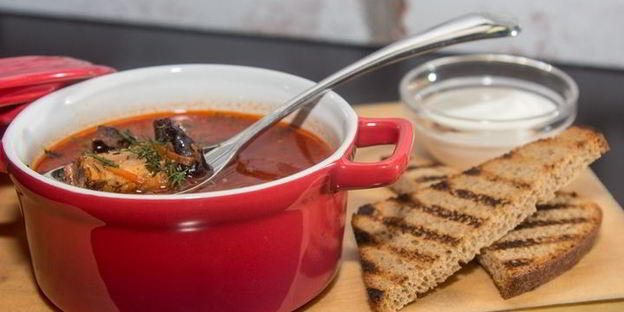 борщ с черносливом