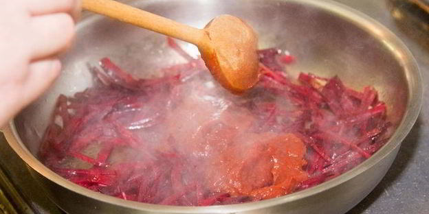 борщ с черносливом