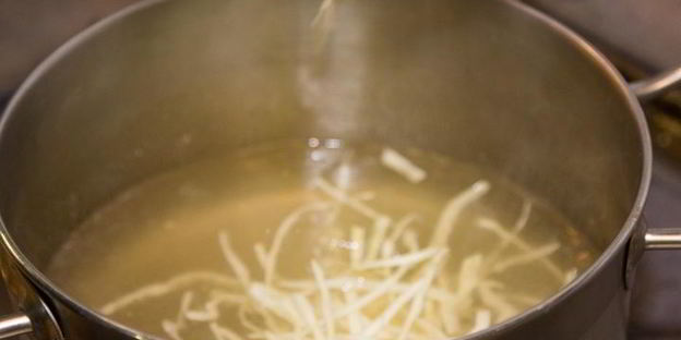 борщ с черносливом