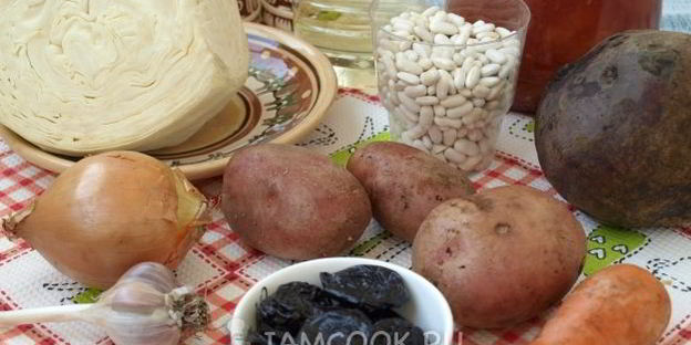 борщ с фасолью и черносливом