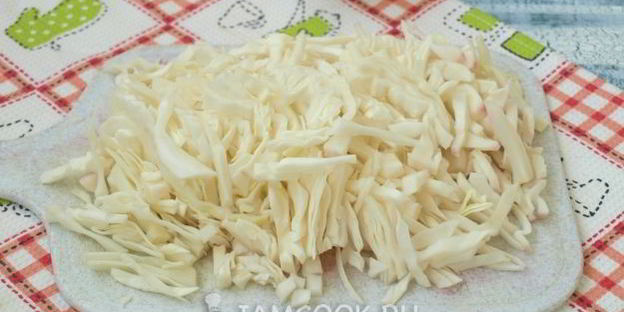 борщ с фасолью и черносливом