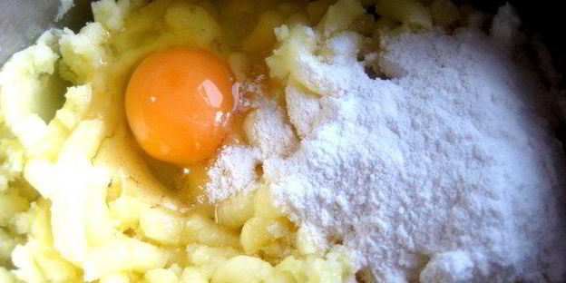 борщ с картофельными ньокками