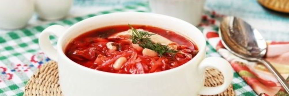 Борщ с курицей и фасолью