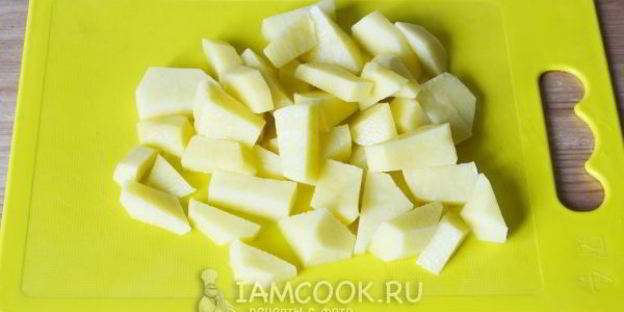 борщ с пампушками