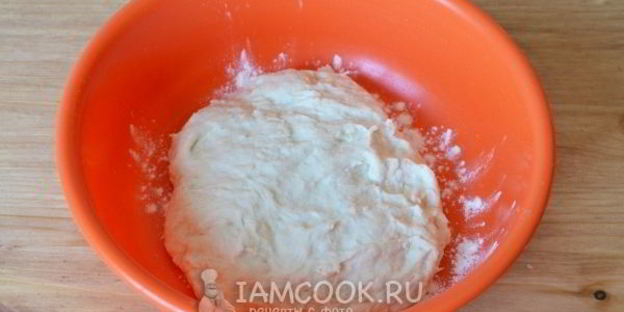 борщ с пампушками