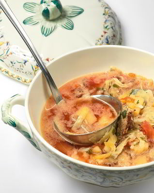 Борщ с салом