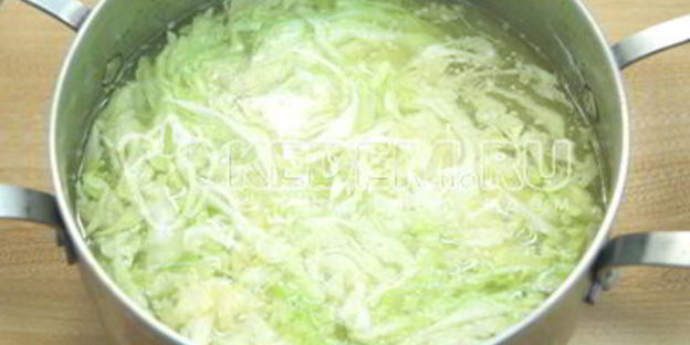 борщ со щавелем и овощами