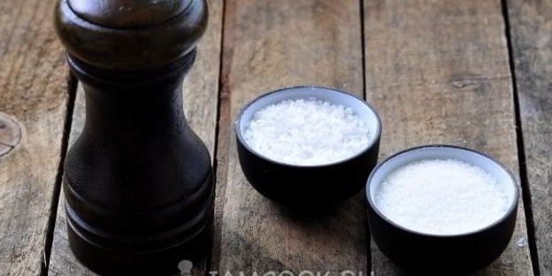 борщ со свеклой и свежей капустой