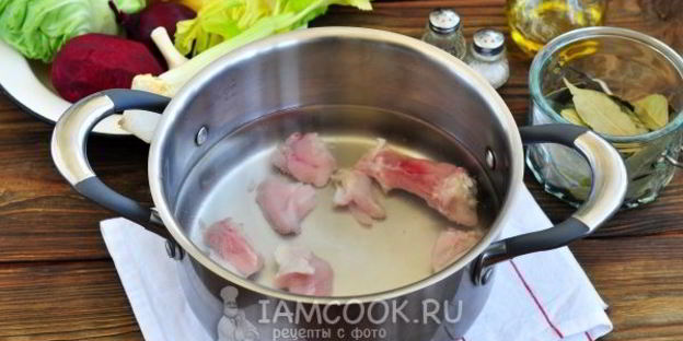 классический борщ с курицей