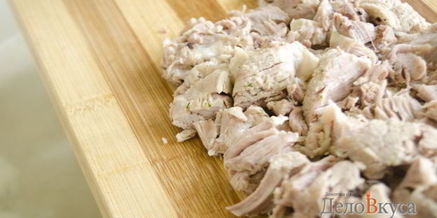 красный украинский борщ со свеклой