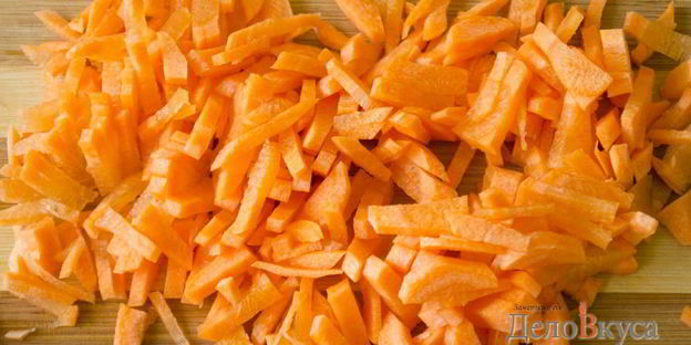 красный украинский борщ со свеклой