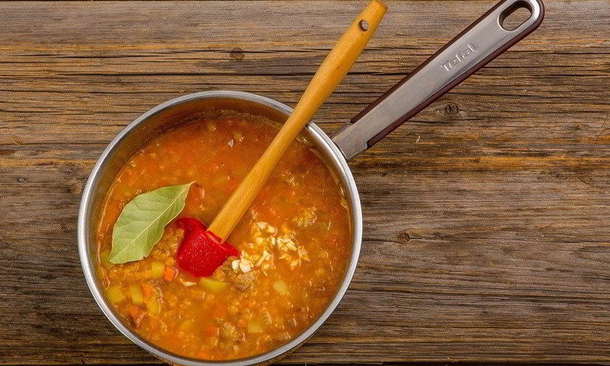 Рецепт чечевичного супа со свининой и копченой паприкой