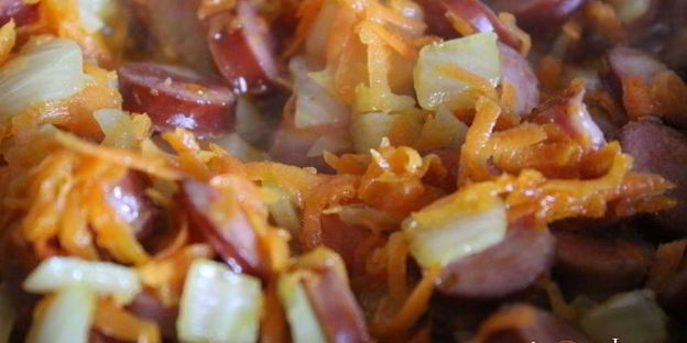 фасолевый суп с охотничьими колбасками