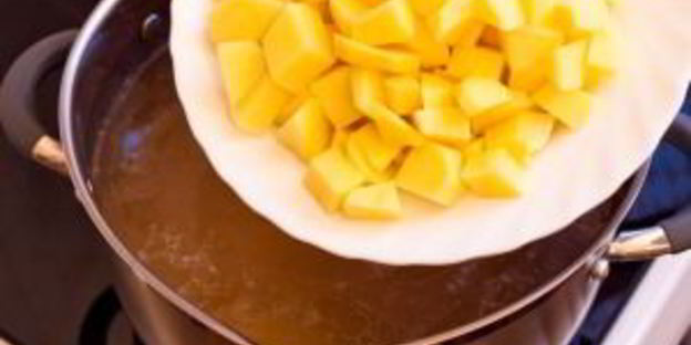 гороховый суп с копченостями