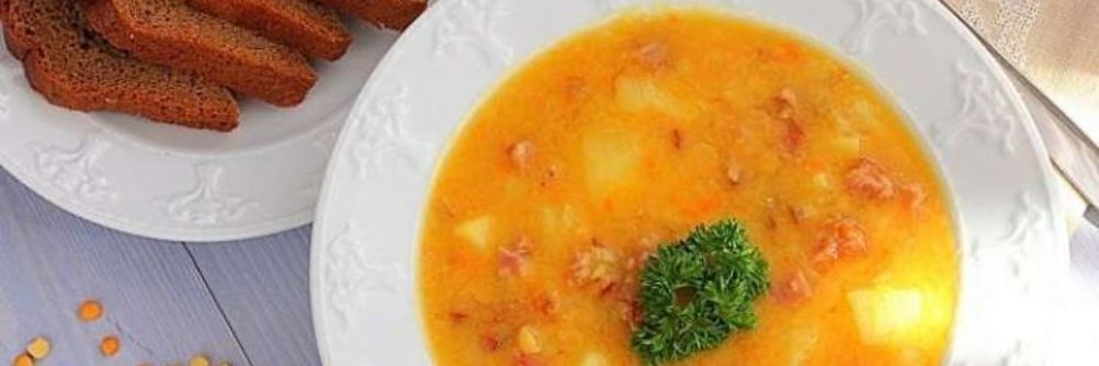 Гороховый суп с копчеными ребрышками