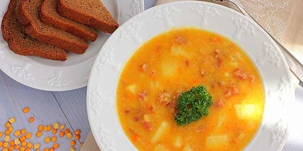 гороховый суп с копчеными ребрышками
