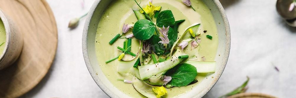 Крем суп из фиолетовой спаржи