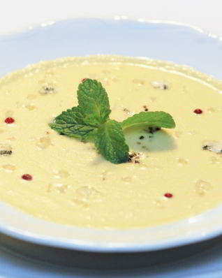 Крем-суп с груше и горгонзолой