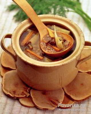 Постный суп с грибами и гречкой