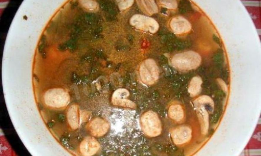 Рецепт супа из морепродуктов и шампиньонов