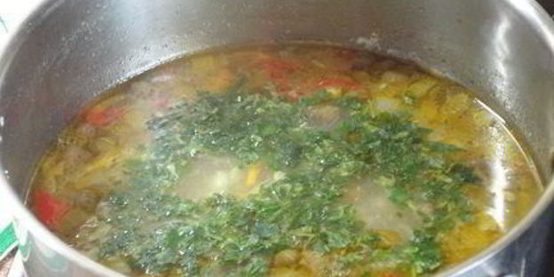 суп из перловки с каперсами