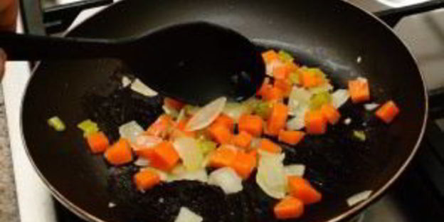 суп куриный с лапшой деревенский