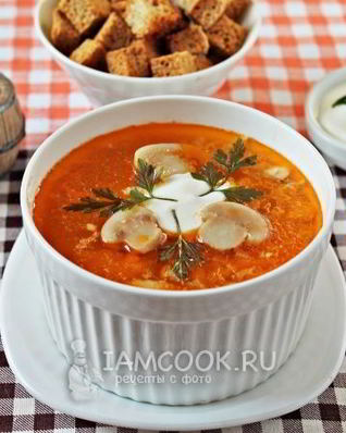 Суп куриный с шампиньонами