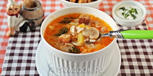 суп куриный с шампиньонами