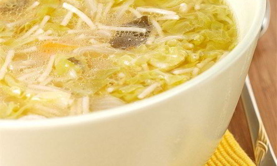 Рецепт супа мисо с курицей, пореем, ростками бамбука и лапшой рамен