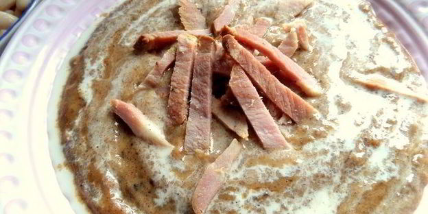 фасолевый суп-пюре на основе ржаного хлеба