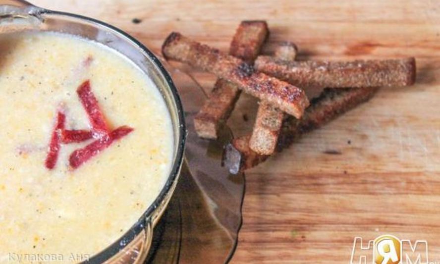 Рецепт картофельного супа-пюре с чесночными гренками