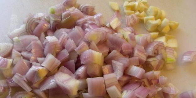 очень овощной суп-пюре из зеленого горошка