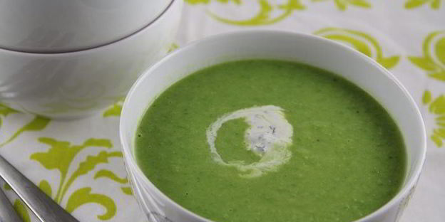 очень овощной суп-пюре из зеленого горошка