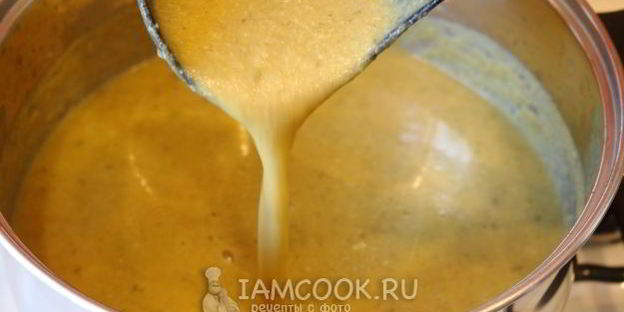 суп-пюре из грибов и патиссонов